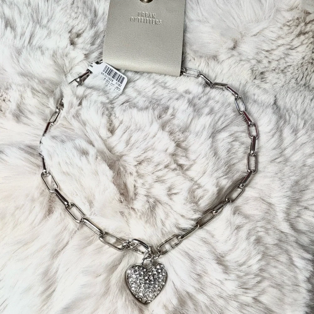 Urban Outfitters Rhinestone Crystal Heart Necklace - Picture 6 of 11